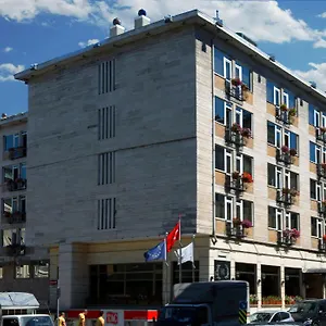 https://buyuk-keban.istanbul-turkeyhotels.com